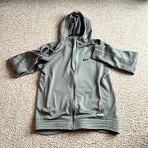 Nike elite hoodie size is medium no strings